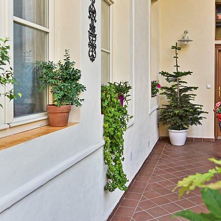 Apartment Nebovidy I - Historic Centre - Terrace - Air Conditioning براغ المظهر الخارجي الصورة