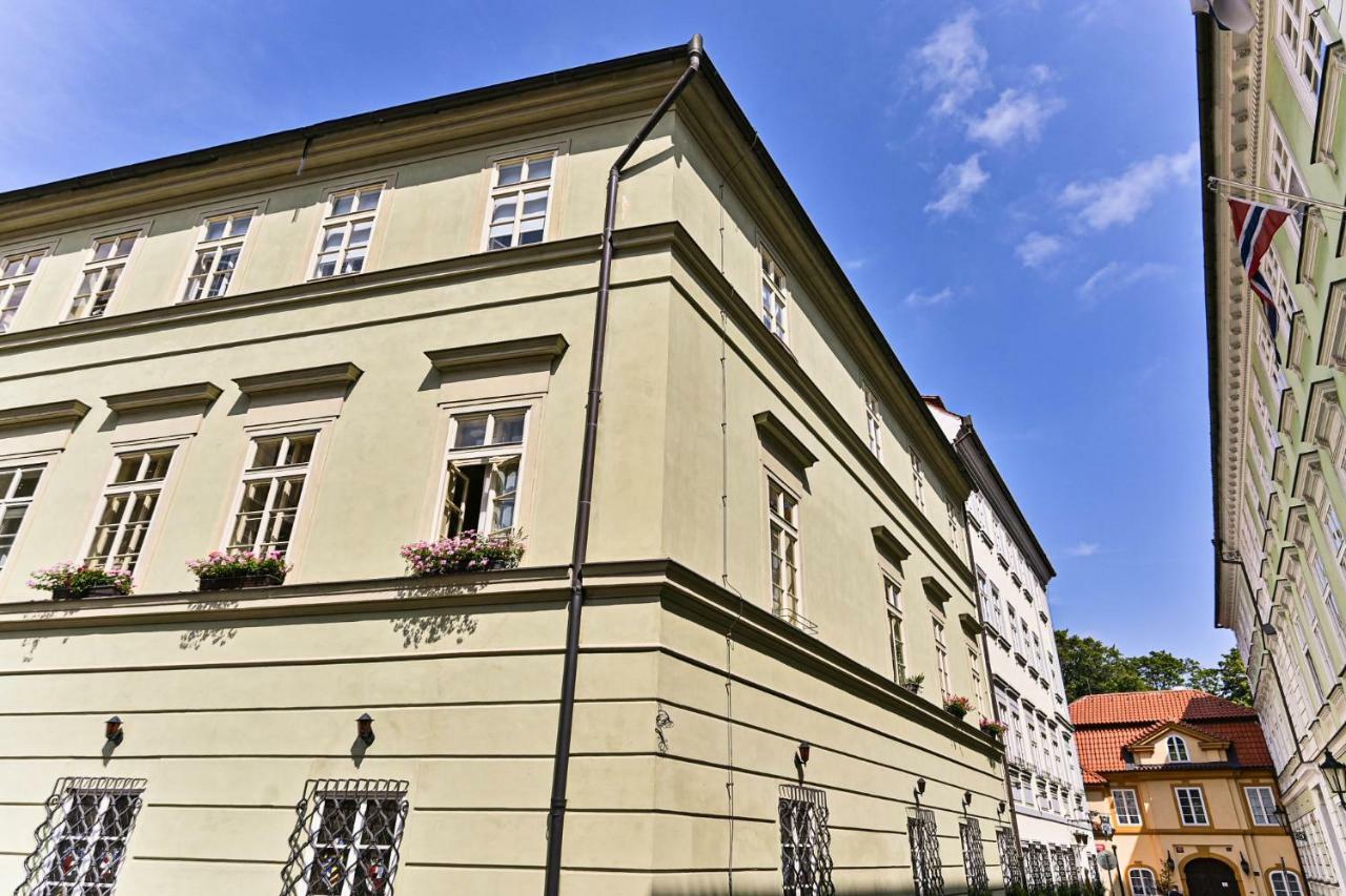 Apartment Nebovidy I - Historic Centre - Terrace - Air Conditioning براغ المظهر الخارجي الصورة